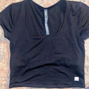 New Vuori top halo crop